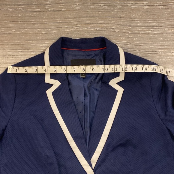 Banana Republic navy jacket - Picture 5 of 8